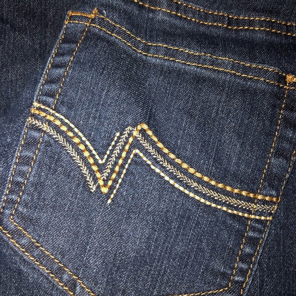 Merona Capris - Picture 4 of 4